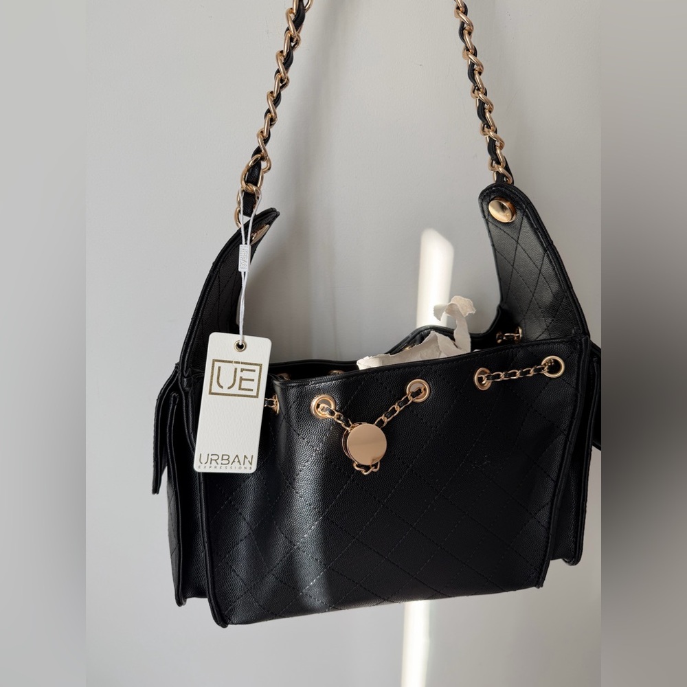 Viral Urban Expressions Black Quilted Shoulder Bag - Picture 2 of 6